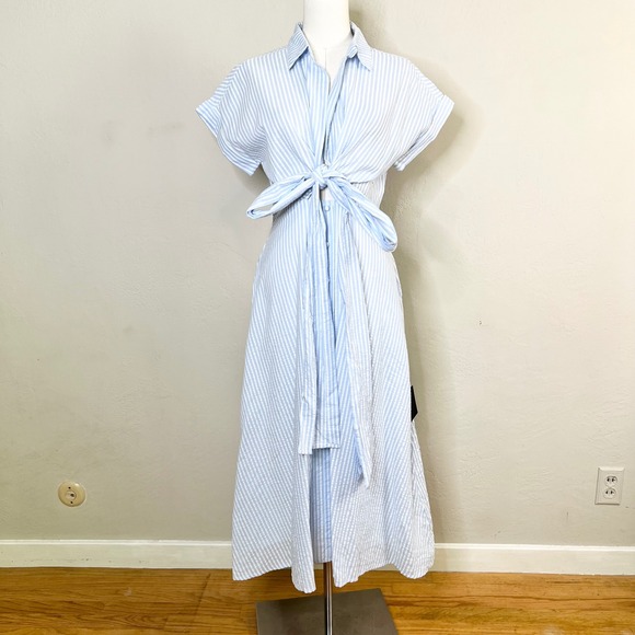 Lulus Dresses & Skirts - Lulus Blue White Striped Seersucker Tie Collared Midi Dress Size Small NWT